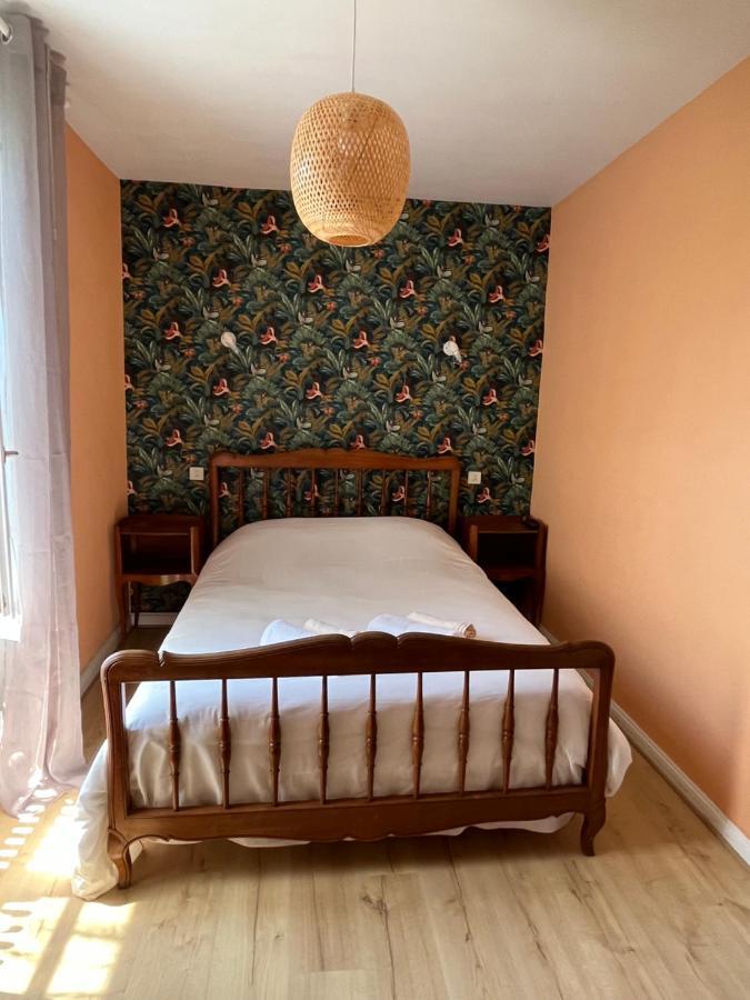 Le Saint-Etienne Hotel Aubazines Bagian luar foto