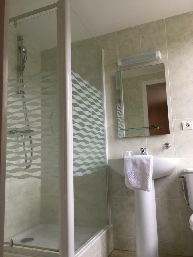 Le Saint-Etienne Hotel Aubazines Bagian luar foto